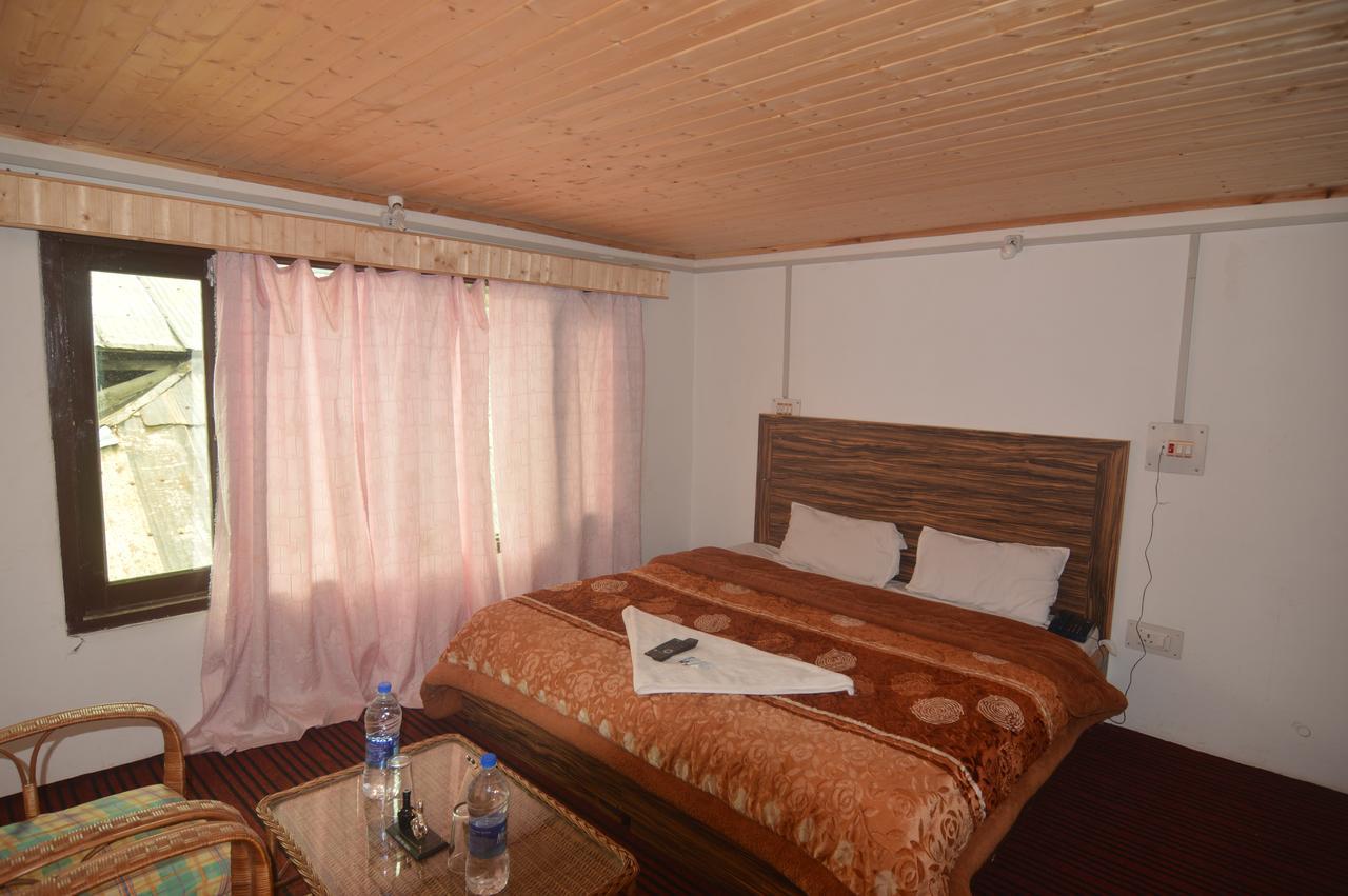Kashmir House Hotel Pahalgām Екстериор снимка